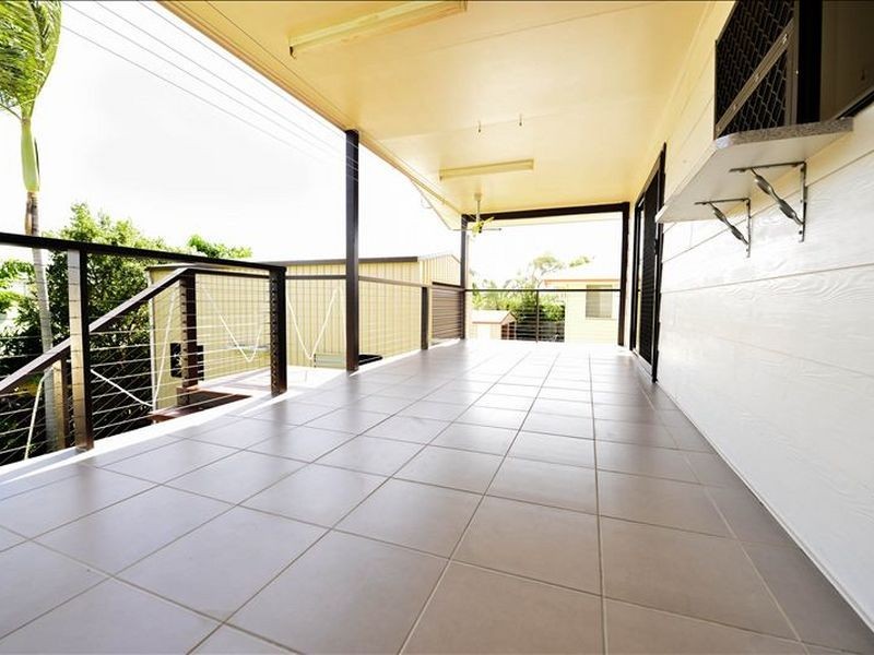 16 CREST AVENUE, Boyne Island QLD 4680