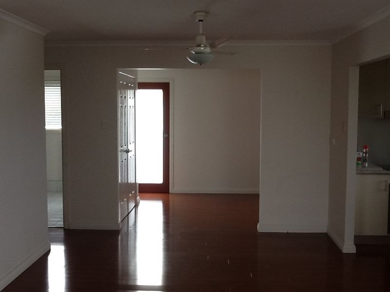 16 CREST AVENUE, Boyne Island QLD 4680