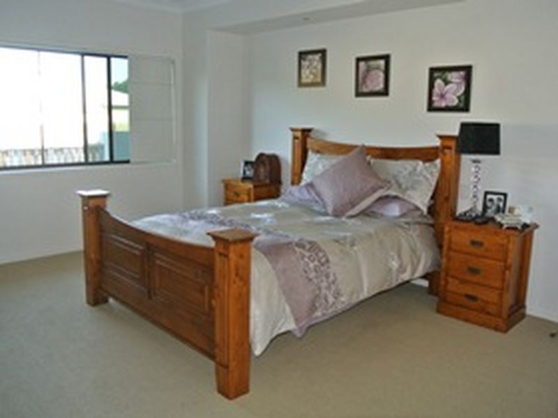 55 THE OAKS ROAD, Tannum Sands QLD 4680