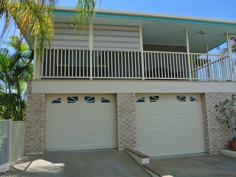 56 BOOTH AVENUE, Tannum Sands QLD 4680