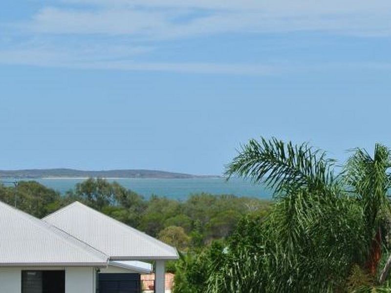 56 BOOTH AVENUE, Tannum Sands QLD 4680