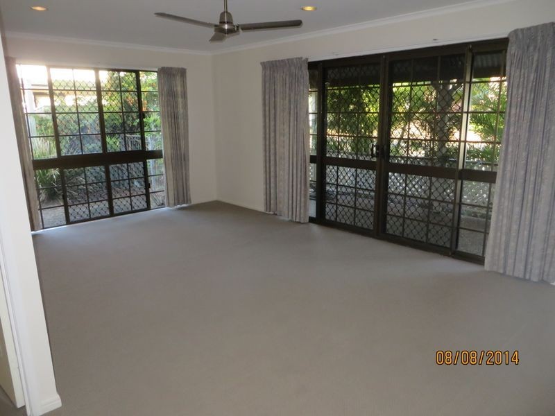 1 CRESWELL COURT, Tannum Sands QLD 4680