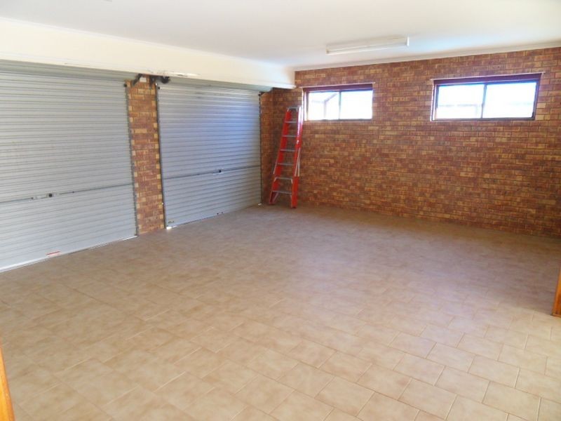 15 RICHARD STREET, Boyne Island QLD 4680