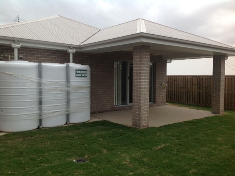 36 CLOVER CRESCENT, Boyne Island QLD 4680