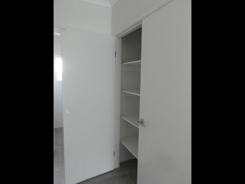 39 CLOVER CRESCENT, Boyne Island QLD 4680