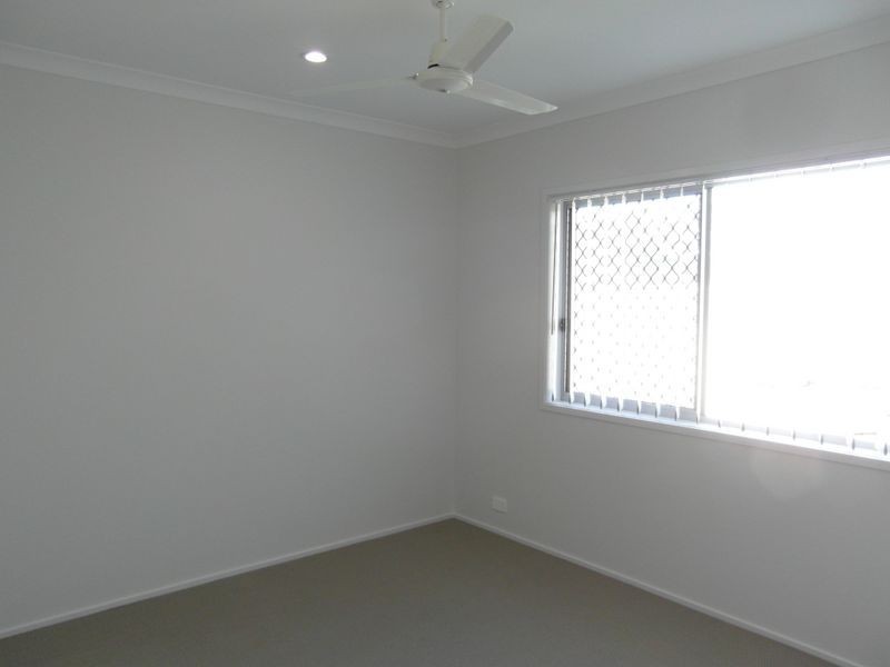 39 CLOVER CRESCENT, Boyne Island QLD 4680