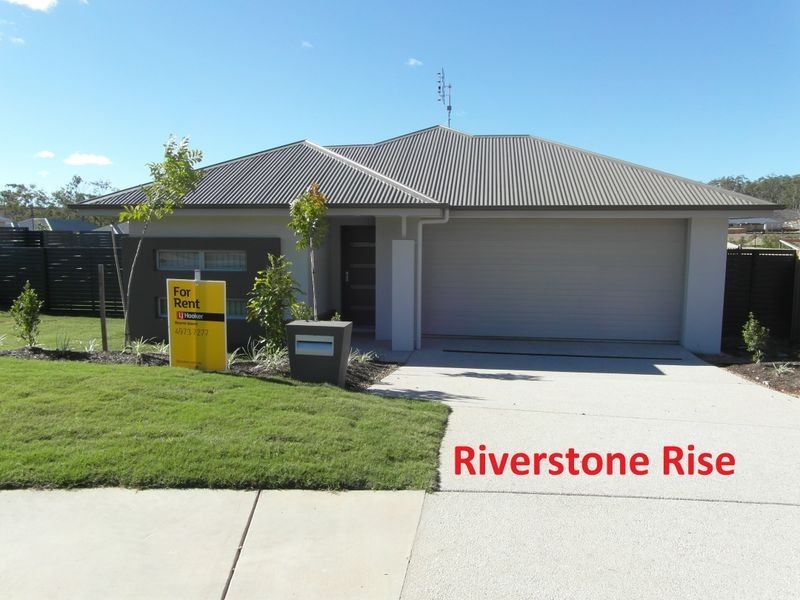33 LILYVALE ESPLANADE, Boyne Island QLD 4680