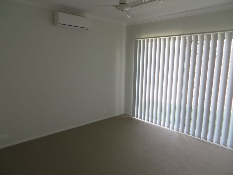 43 CLOVER CRESCENT, Boyne Island QLD 4680