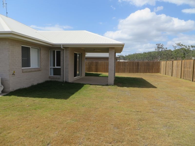 43 CLOVER CRESCENT, Boyne Island QLD 4680