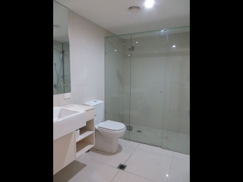 2/2 THE PROMENADE, Boyne Island QLD 4680