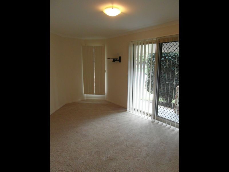 7 LIGHTHOUSE DRIVE, Boyne Island QLD 4680