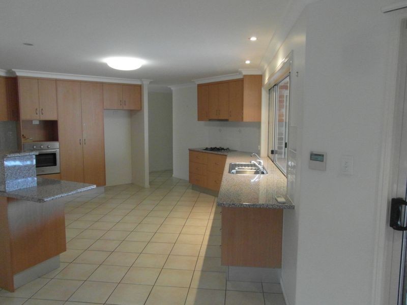 7 LIGHTHOUSE DRIVE, Boyne Island QLD 4680