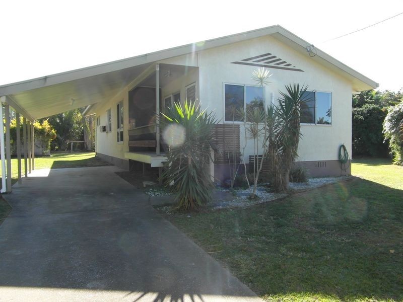 11 ALKINA CRESCENT, Boyne Island QLD 4680