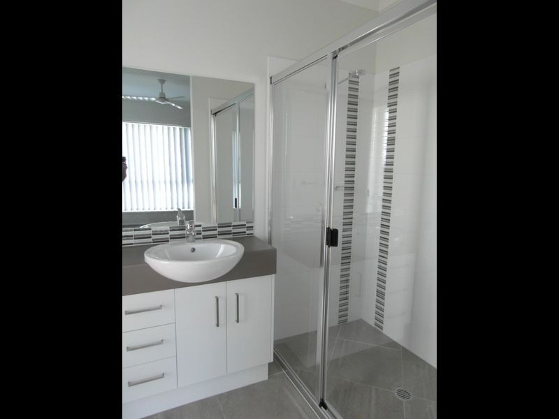 22 BRUSH TAIL COURT, Boyne Island QLD 4680