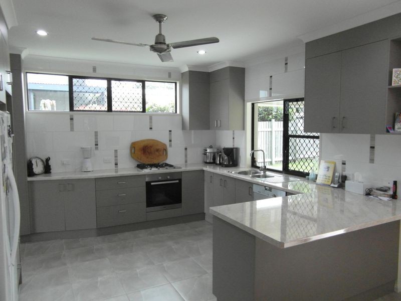 16 ORANA AVENUE, Boyne Island QLD 4680