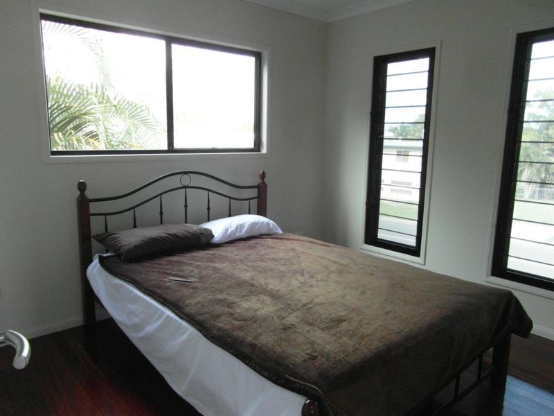 16 ORANA AVENUE, Boyne Island QLD 4680