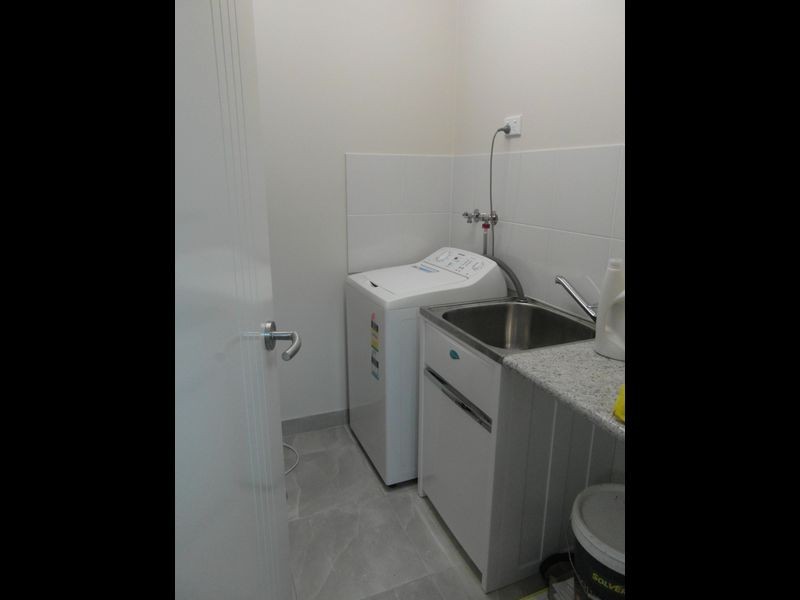 16 ORANA AVENUE, Boyne Island QLD 4680