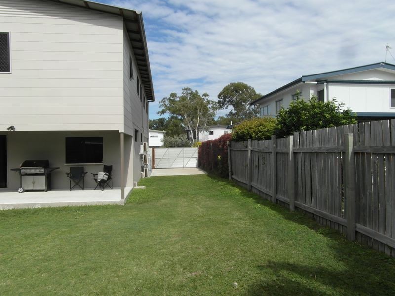 16 ORANA AVENUE, Boyne Island QLD 4680