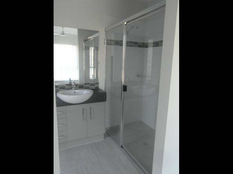 20 BRUSH TAIL COURT, Boyne Island QLD 4680