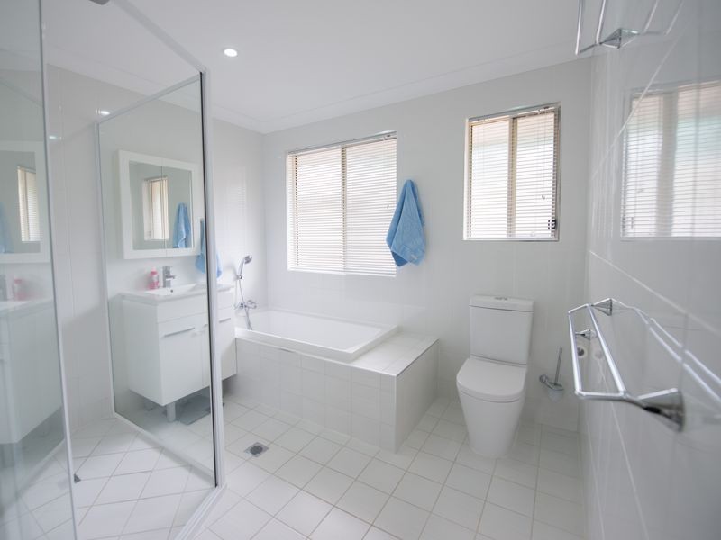 2 EUGENIA STREET, Boyne Island QLD 4680