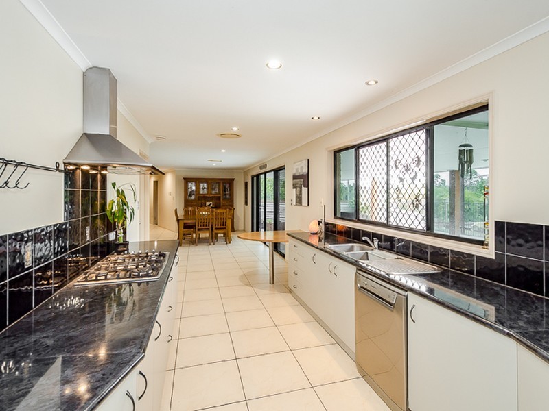 35 Dedekind Avenue, Benaraby QLD 4680