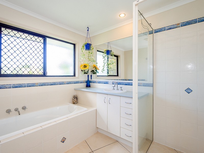 35 Dedekind Avenue, Benaraby QLD 4680