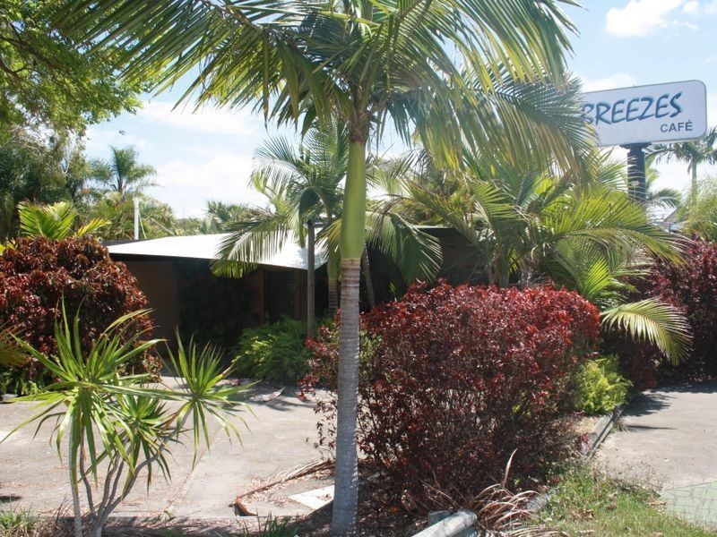 1 ORANA AVENUE, Boyne Island QLD 4680