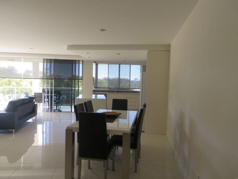 10/2 THE PROMENADE, Boyne Island QLD 4680