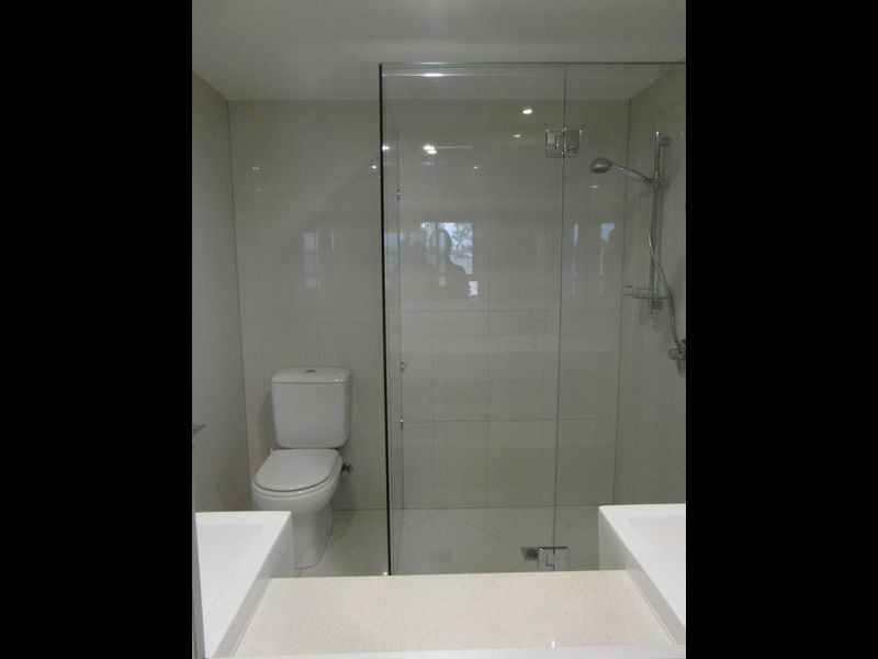 10/2 THE PROMENADE, Boyne Island QLD 4680