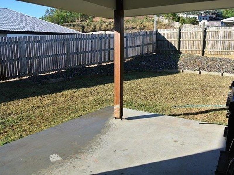14 JEANA CLOSE, Boyne Island QLD 4680