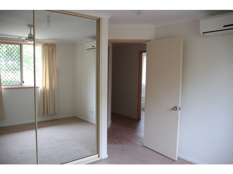 Unit 1/2 DONALD STREET, Tannum Sands QLD 4680