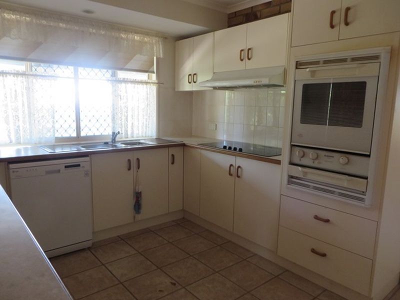 5 MINYA CLOSE, Boyne Island QLD 4680