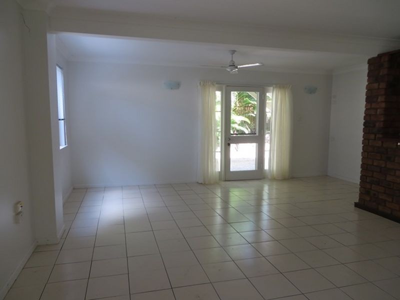 12 NEPTUNE STREET, Tannum Sands QLD 4680