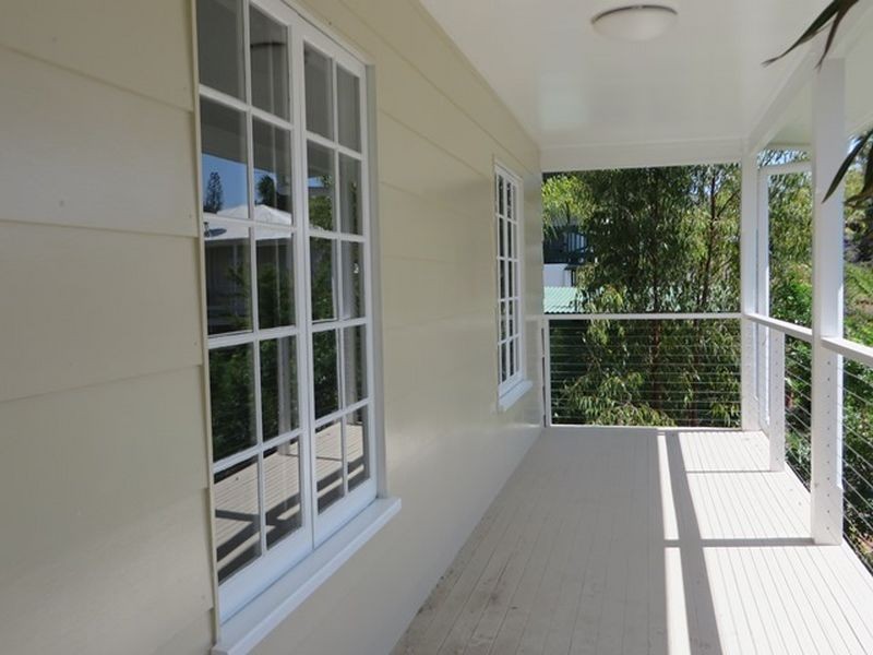 12 NEPTUNE STREET, Tannum Sands QLD 4680