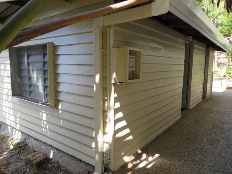 12 NEPTUNE STREET, Tannum Sands QLD 4680