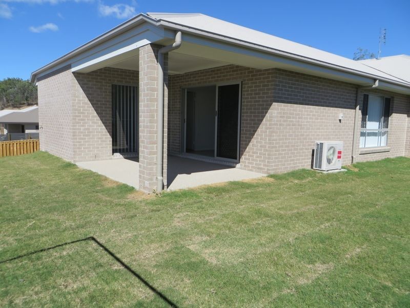 24 CLOVER CRESCENT, Boyne Island QLD 4680