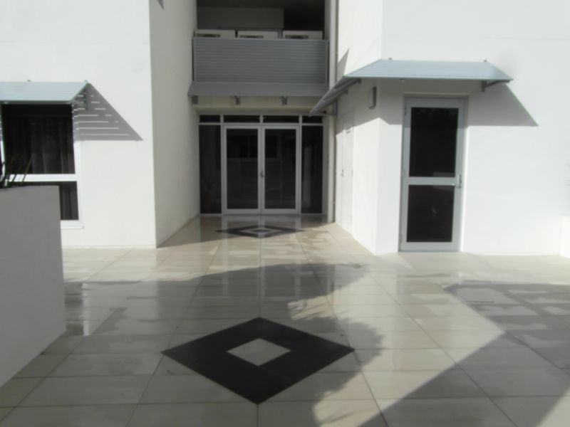 7/2 THE PROMENADE, Boyne Island QLD 4680