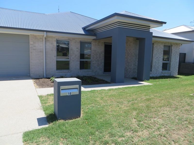 10 BRUSH TAIL COURT, Boyne Island QLD 4680