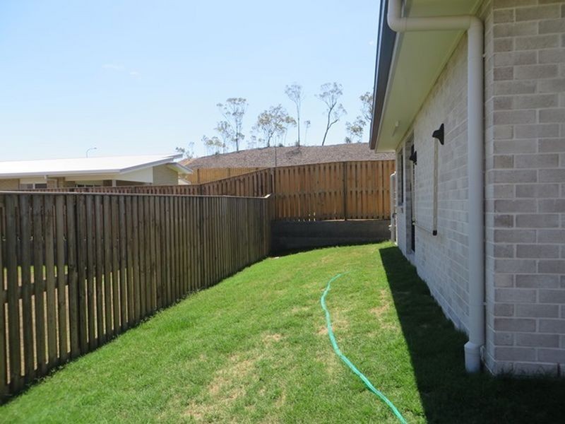 10 BRUSH TAIL COURT, Boyne Island QLD 4680