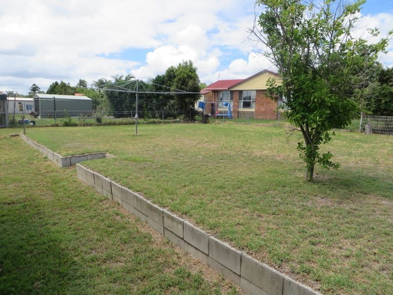 53 KATANDRA STREET, Boyne Island QLD 4680
