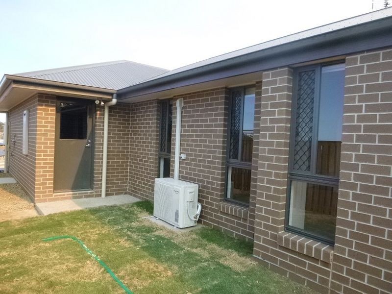 26 JARDINE CRESCENT, Boyne Island QLD 4680