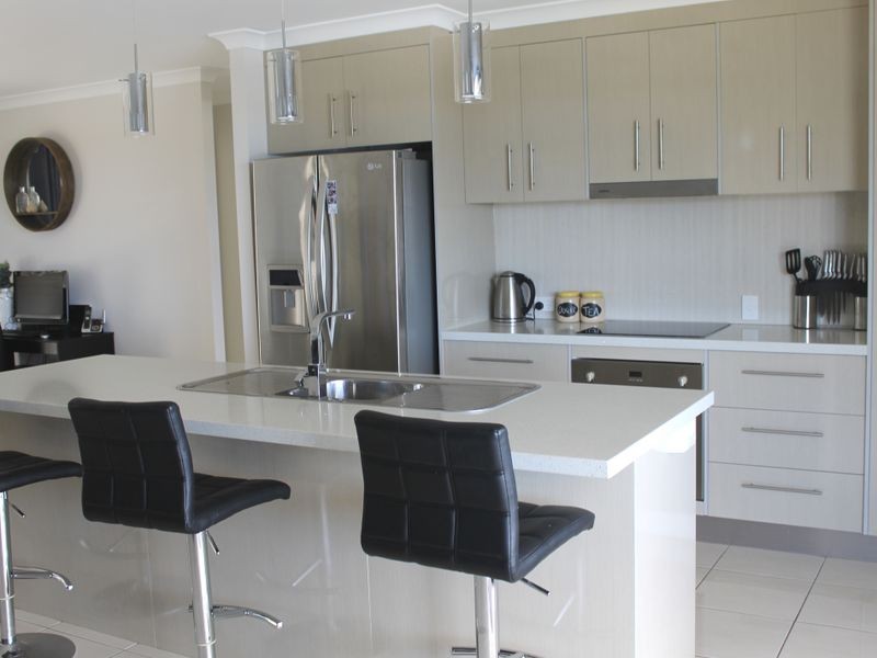 11 Melanie Court, Boyne Island QLD 4680