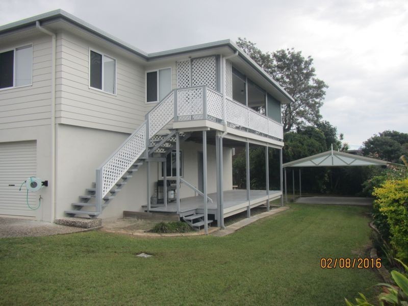 8 TROCHUS STREET, Tannum Sands QLD 4680