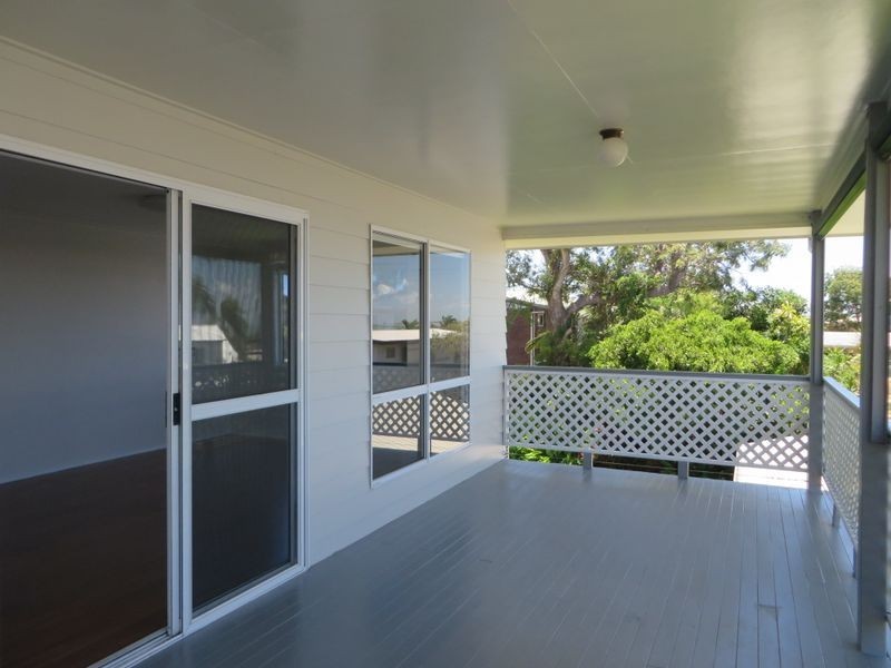 8 TROCHUS STREET, Tannum Sands QLD 4680