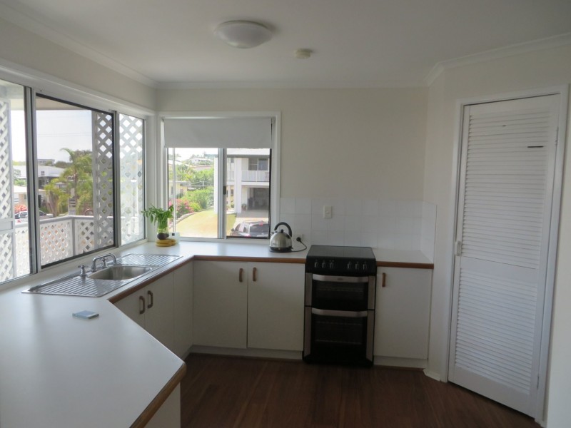 8 TROCHUS STREET, Tannum Sands QLD 4680