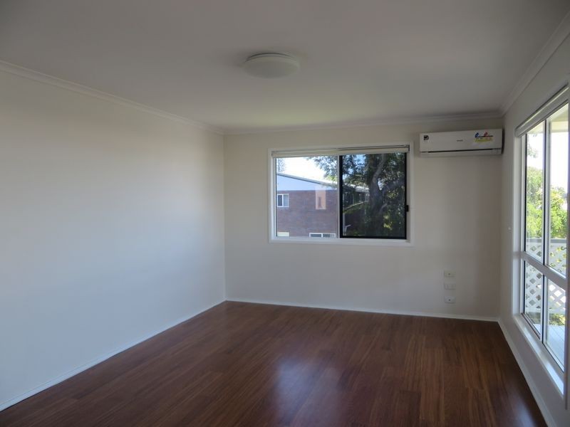 8 TROCHUS STREET, Tannum Sands QLD 4680