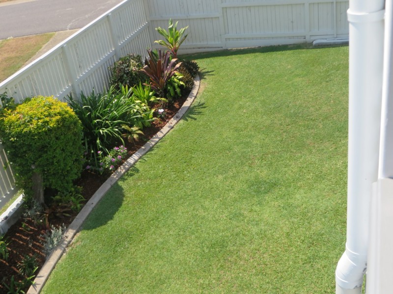 8 TROCHUS STREET, Tannum Sands QLD 4680