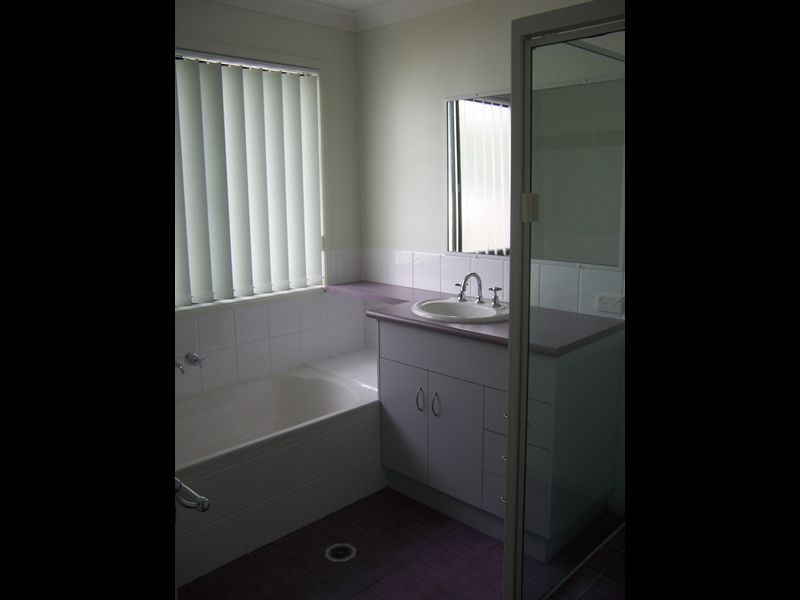 60 CREMORNE DRIVE, Tannum Sands QLD 4680