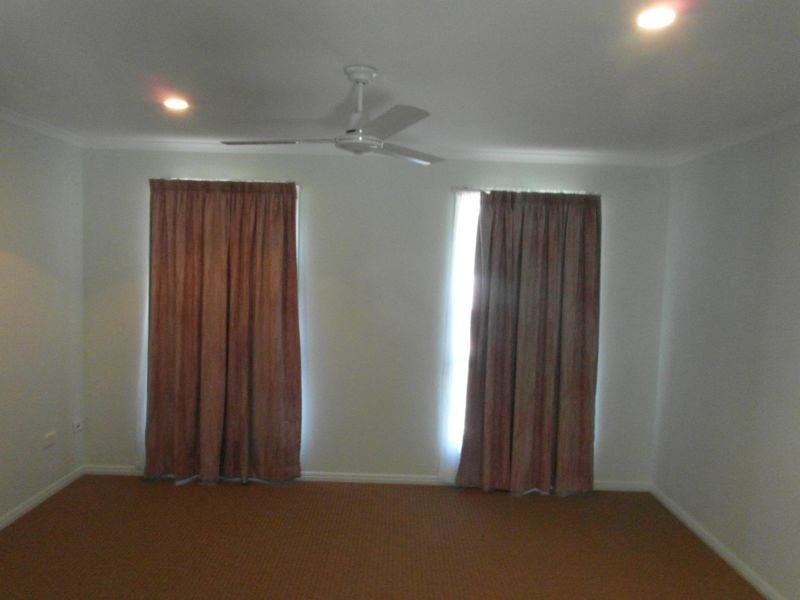 35 PRYDE STREET, Tannum Sands QLD 4680