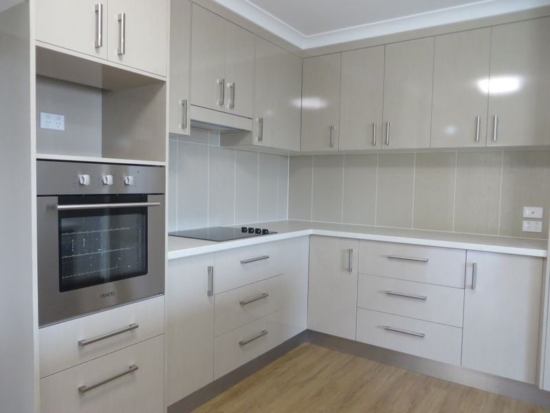 15 STELLA STREET, Boyne Island QLD 4680